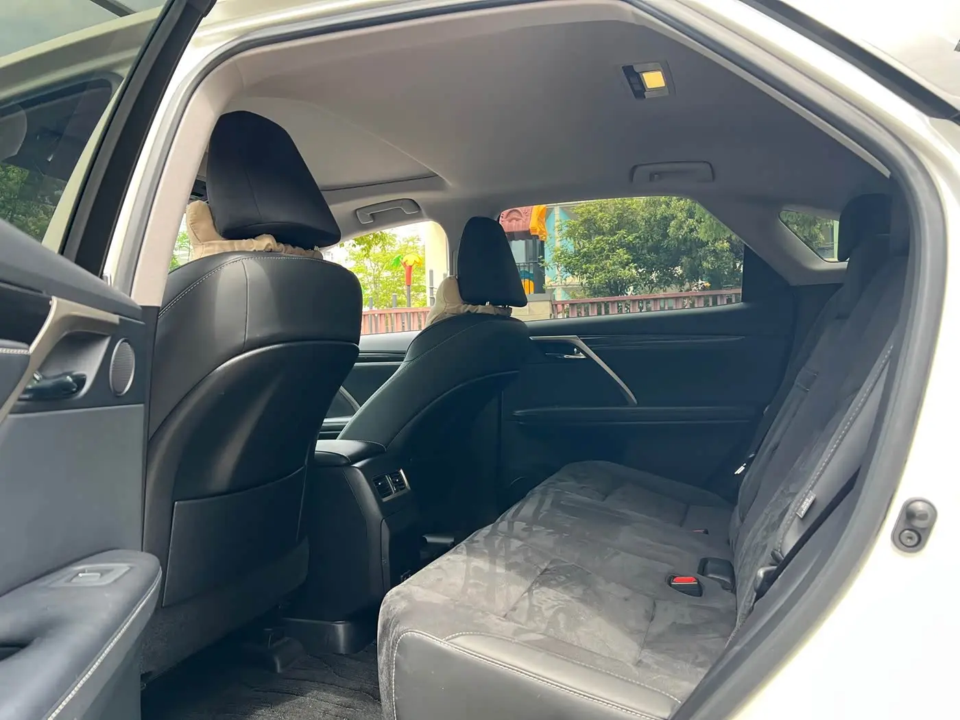 Lexus RX 2021 — Photo 4/9