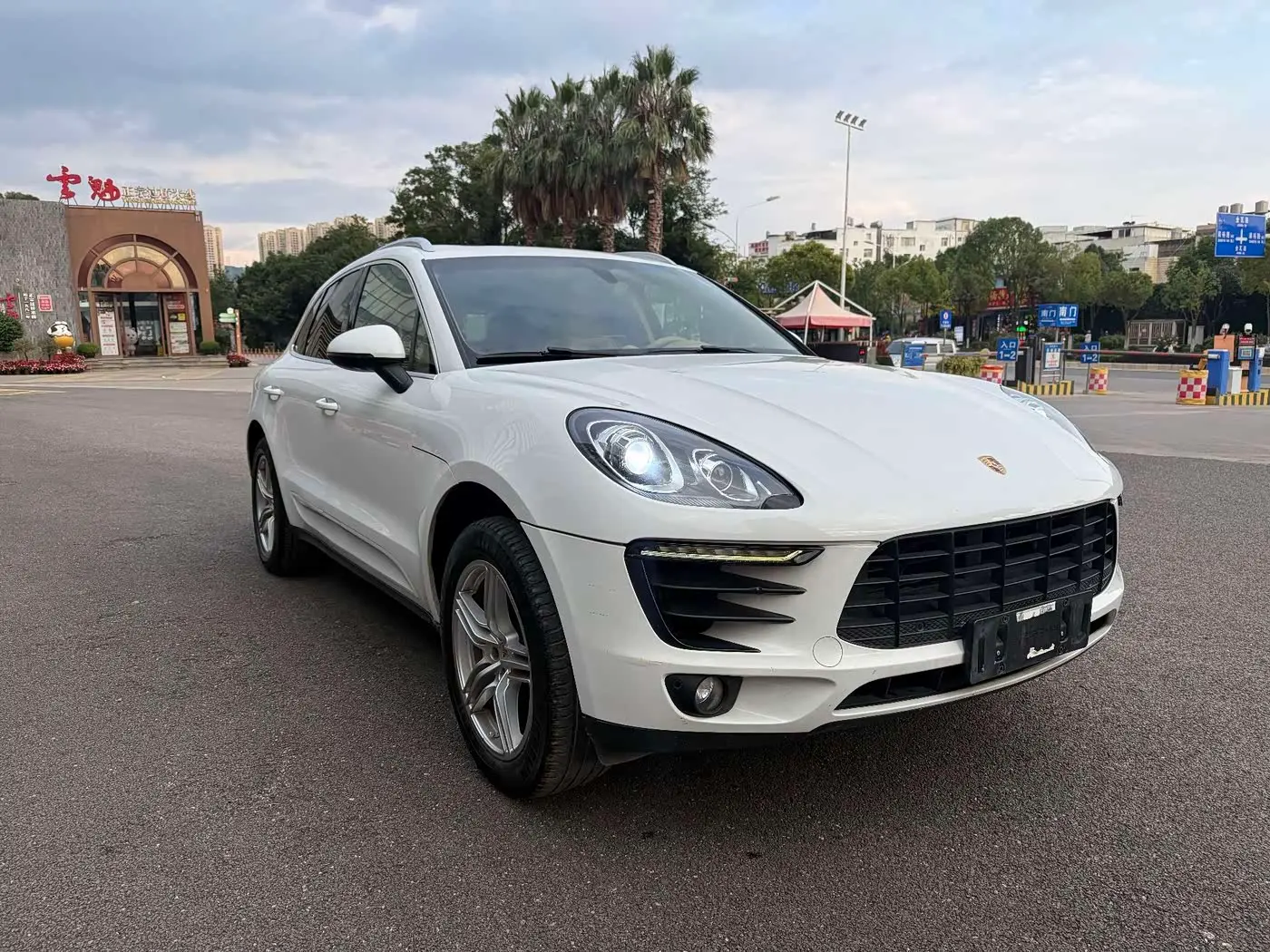 Porsche Macan 2014 — ფოტო 3/15