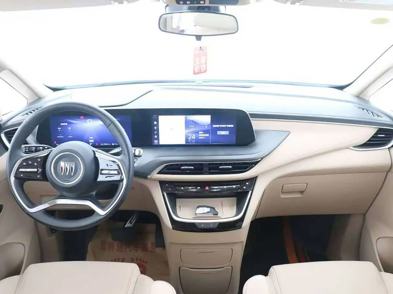 Buick GL8 New Energy 2025 — Photo 10/16