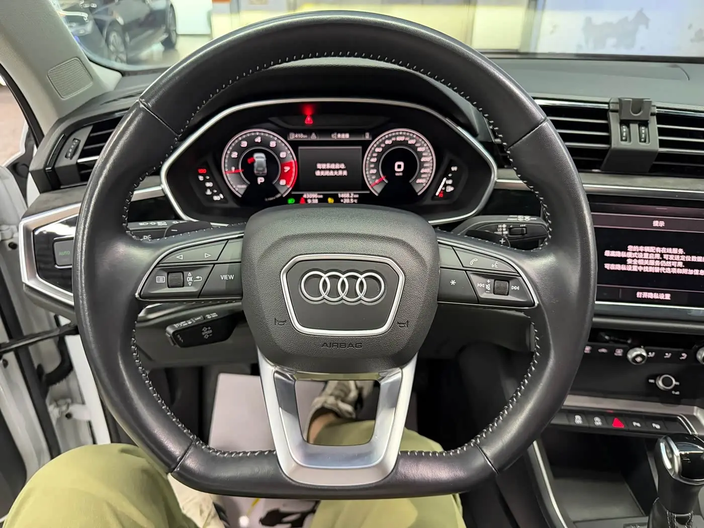Audi Q3 2022 — Фото 9/20