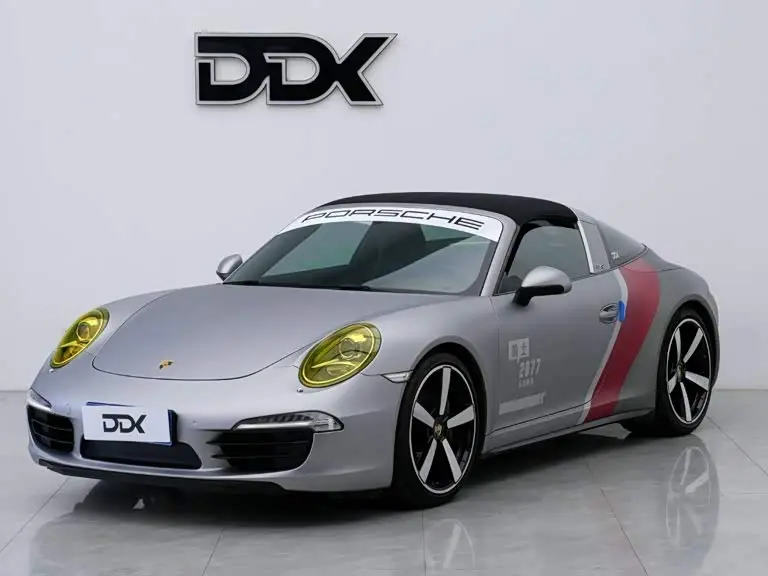 Porsche 911 2015 — Photo 1/14