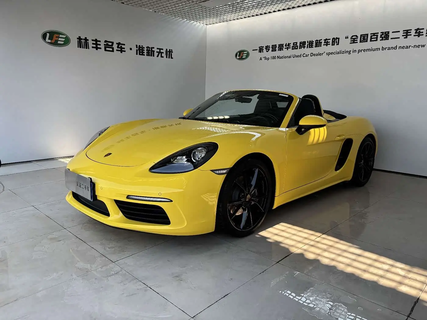 Porsche 718 2024 — Фото 1/20