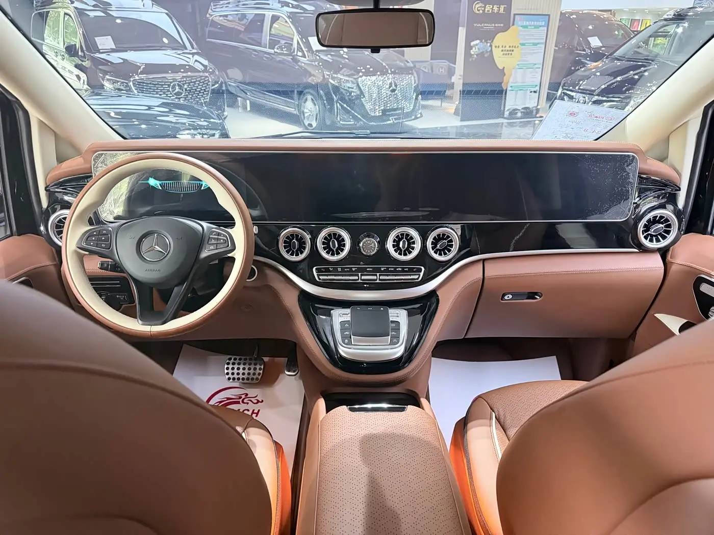 Mercedes-Benz Vito 2024 — Photo 4/10