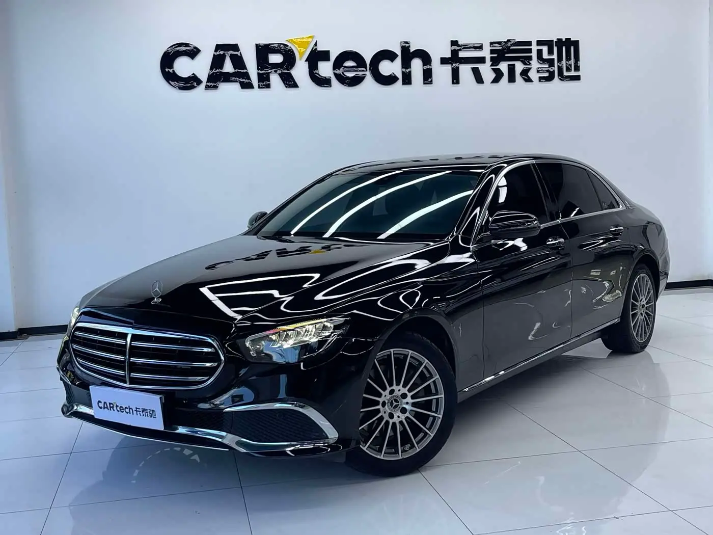 Mercedes-Benz E-Class 2023 — Şəkil 1/20