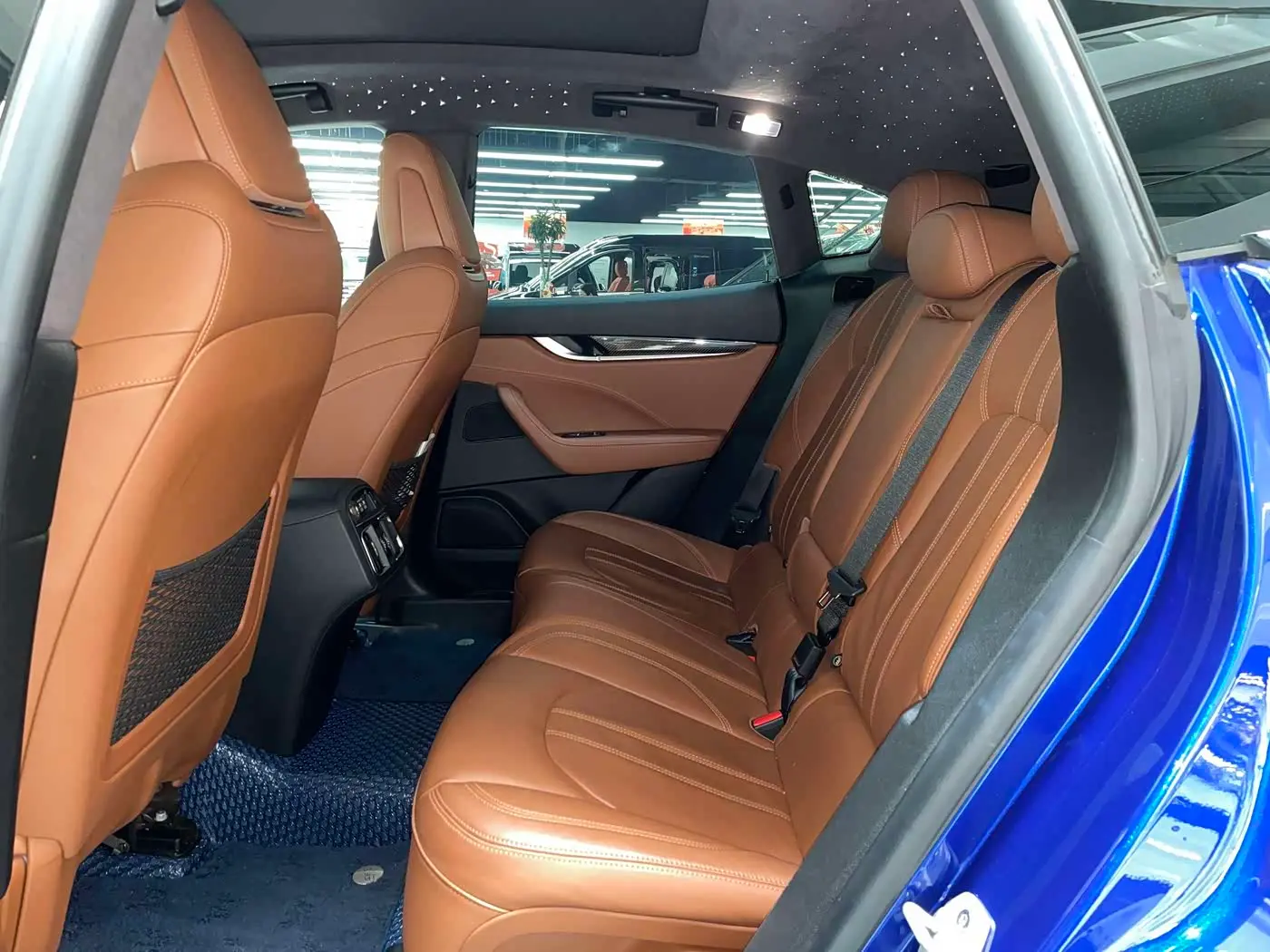 Maserati Levante 2018 — Фото 19/20