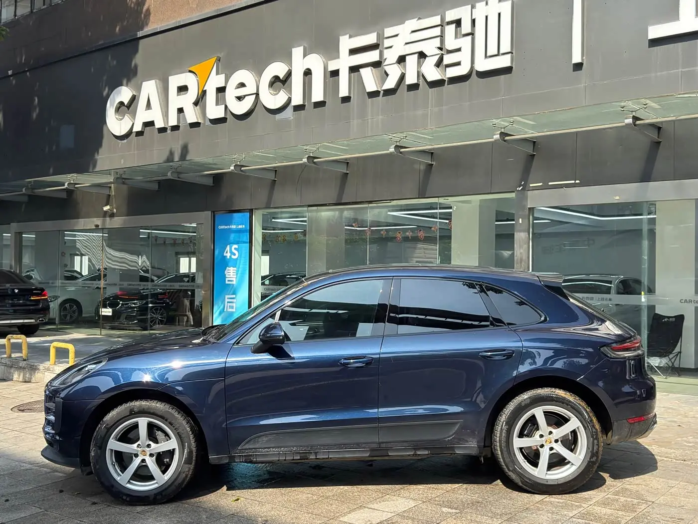 Porsche Macan 2019 — Photo 3/18