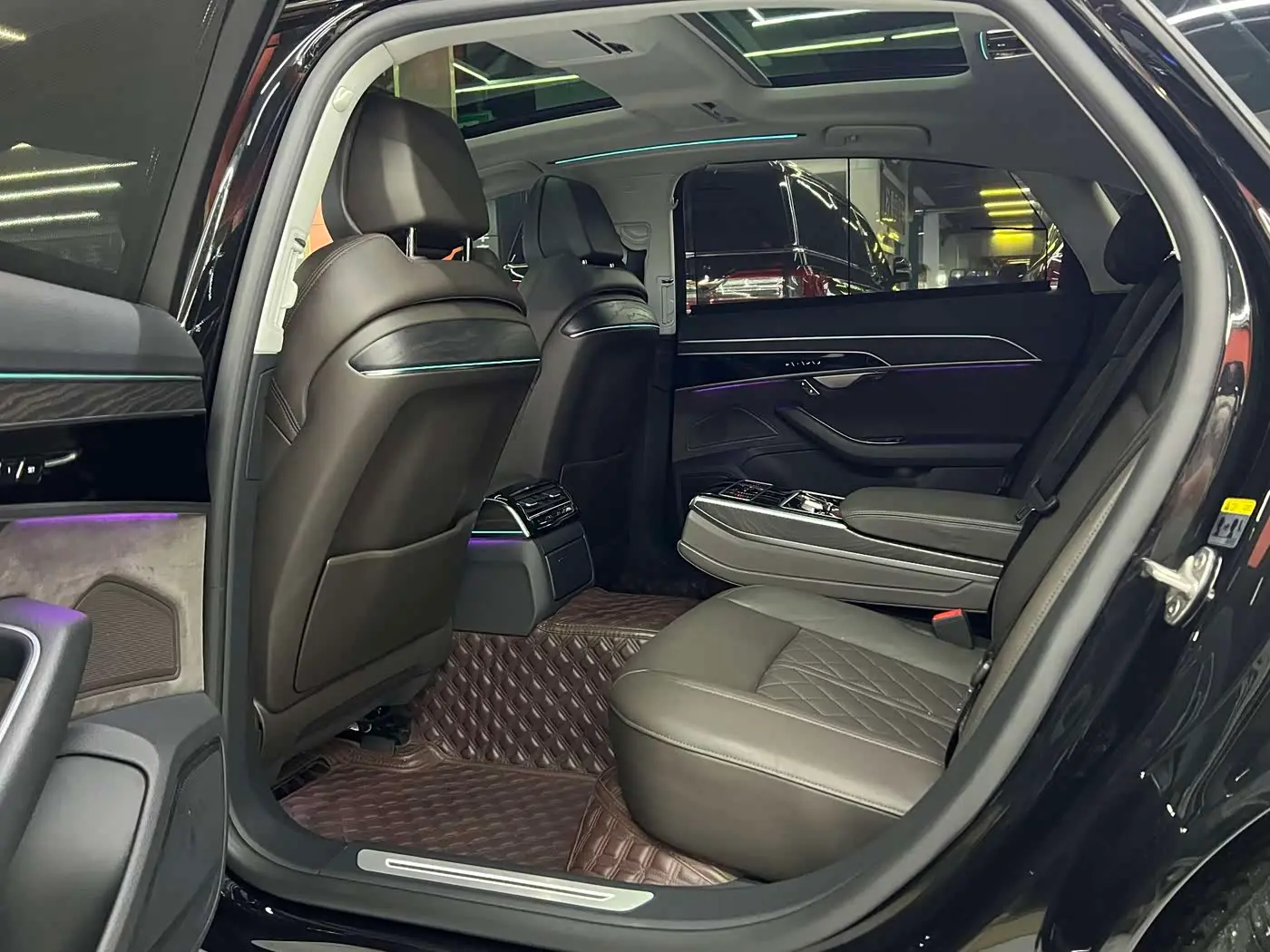 Audi A8 2021 — Photo 10/10