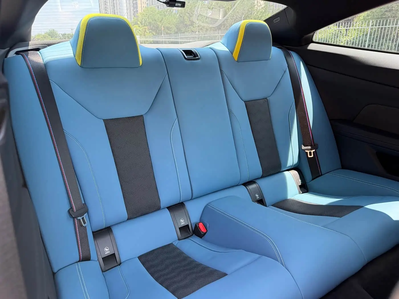 BMW M4 2023 — Photo 12/20