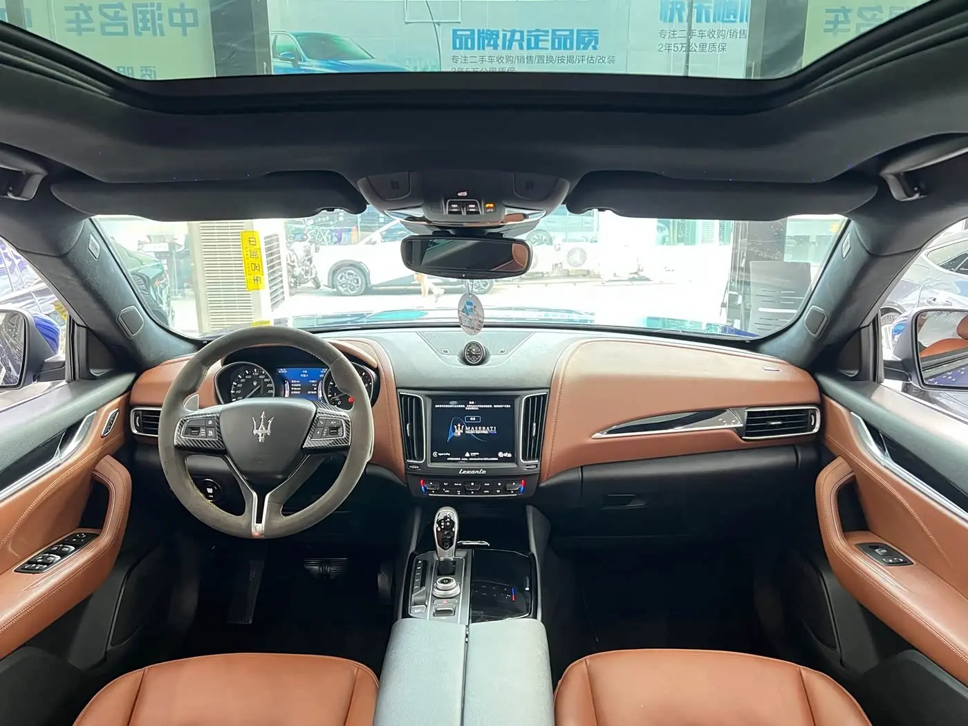 Maserati Levante 2019 — Photo 11/17