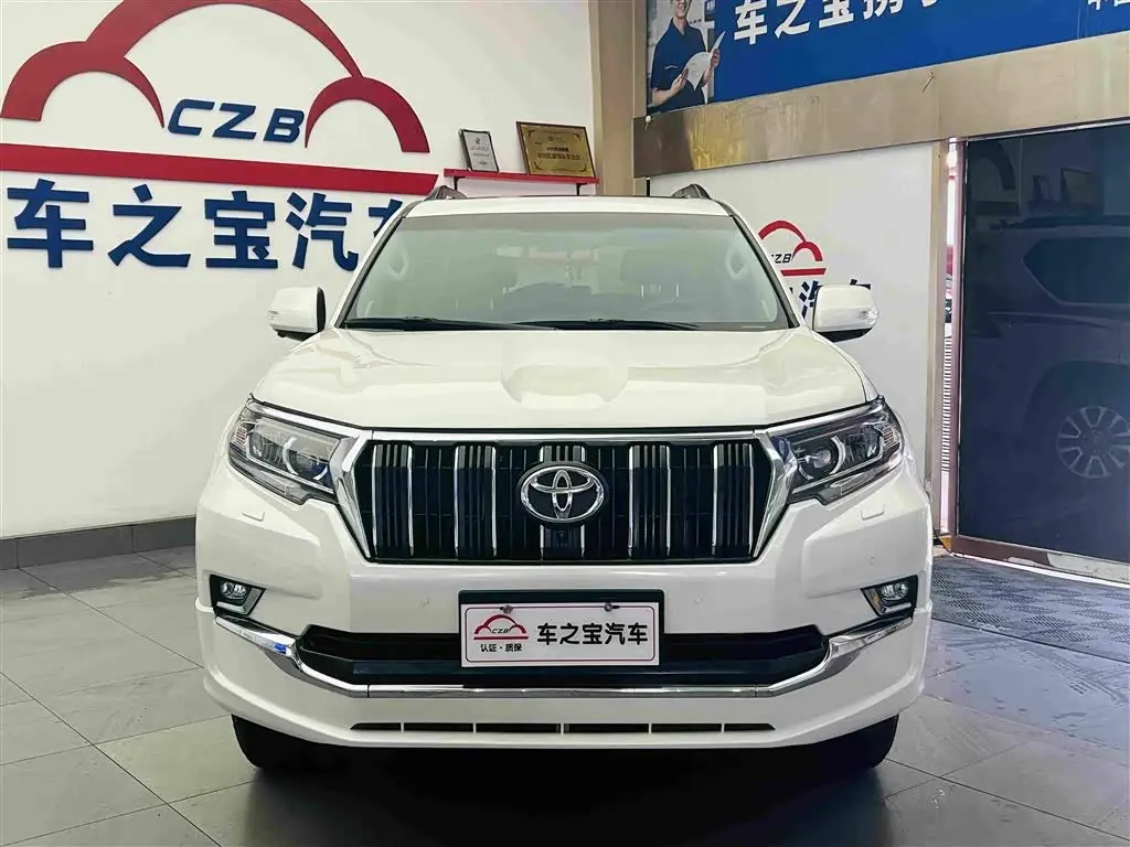 Toyota Prado 2020 — Photo 2/20