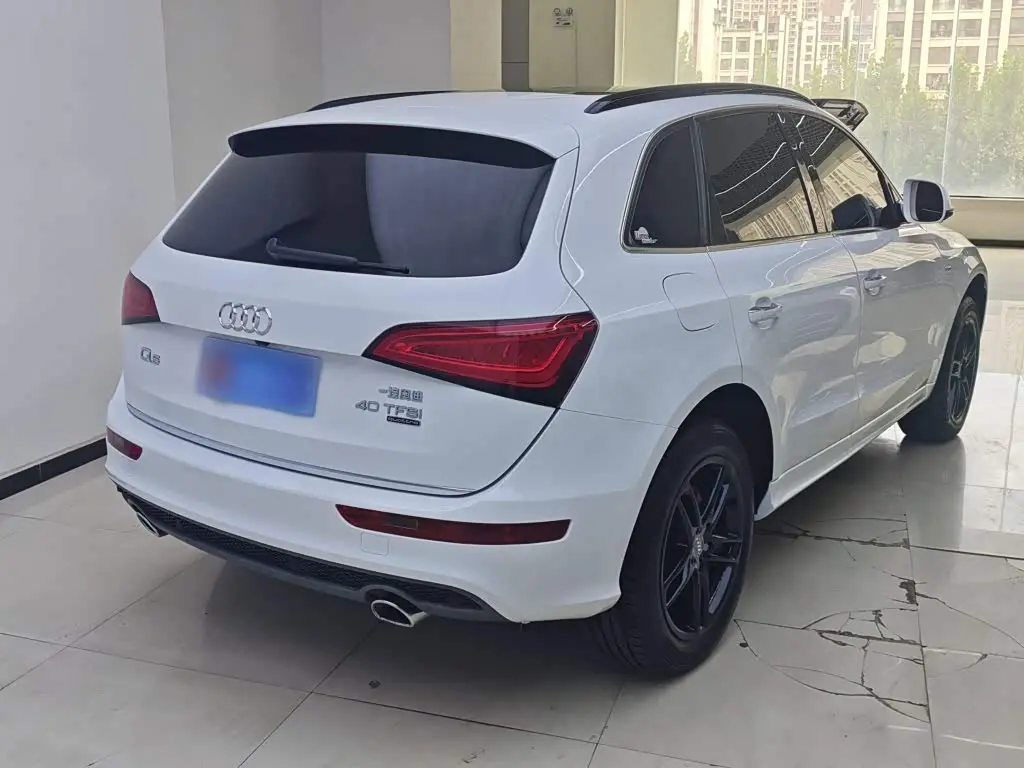 Audi Q5 2018 — Фото 7/15