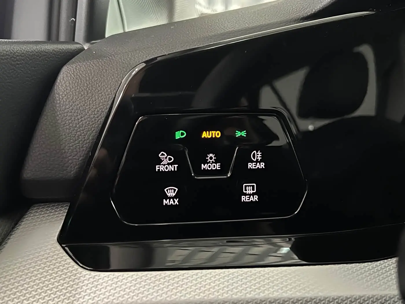 Volkswagen Golf 2022 — Photo 15/20