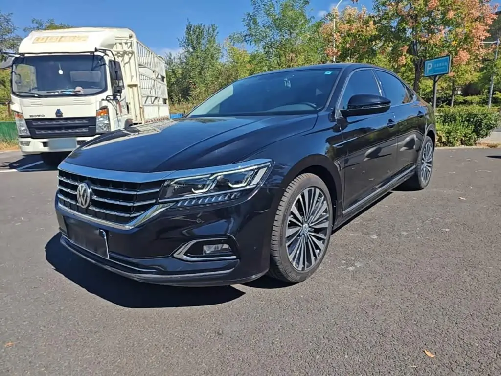 Volkswagen Passat 2020 — Фото 2/20