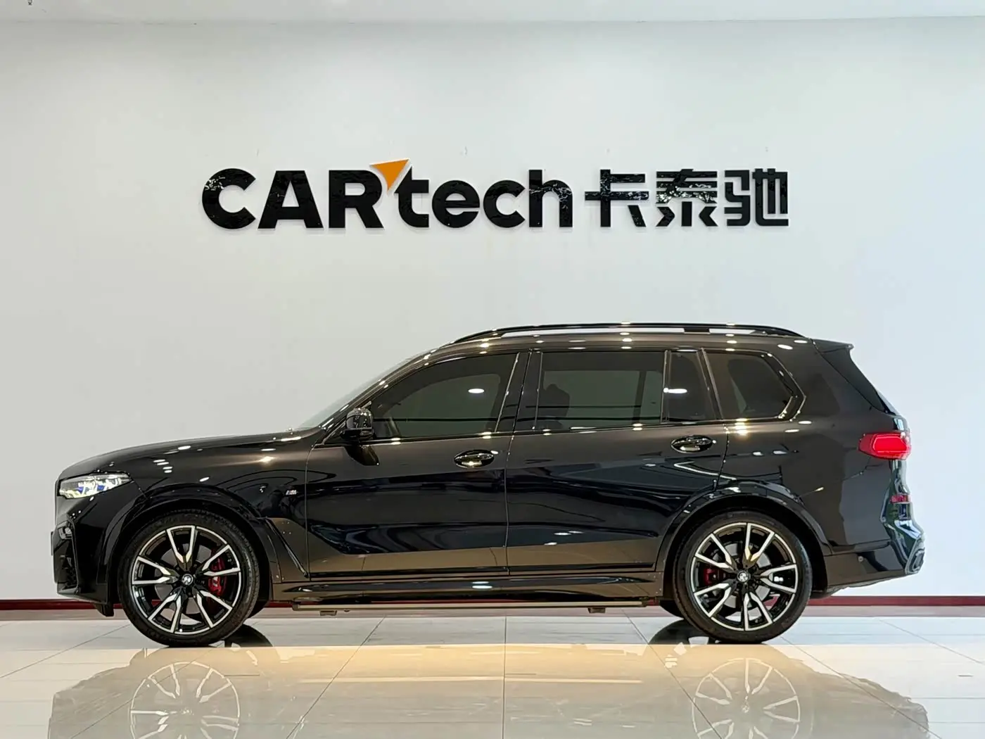 BMW X7 2022 — Photo 4/20