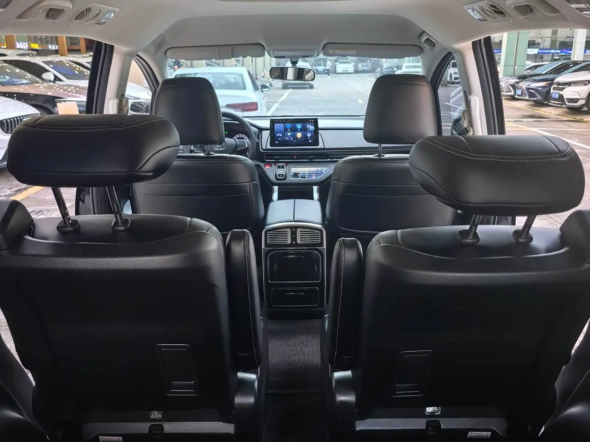Honda Odyssey 2023 — Şəkil 12/18