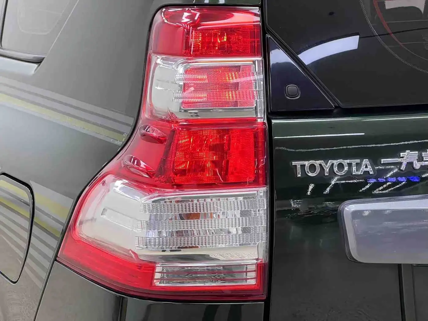 Toyota Prado 2017 — Фото 6/20