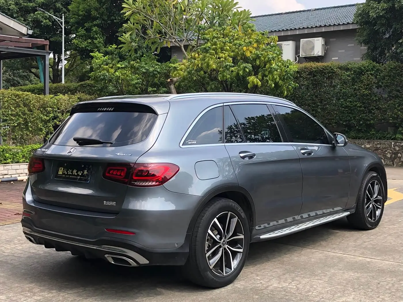 Mercedes-Benz GLC 2021 — ფოტო 6/20