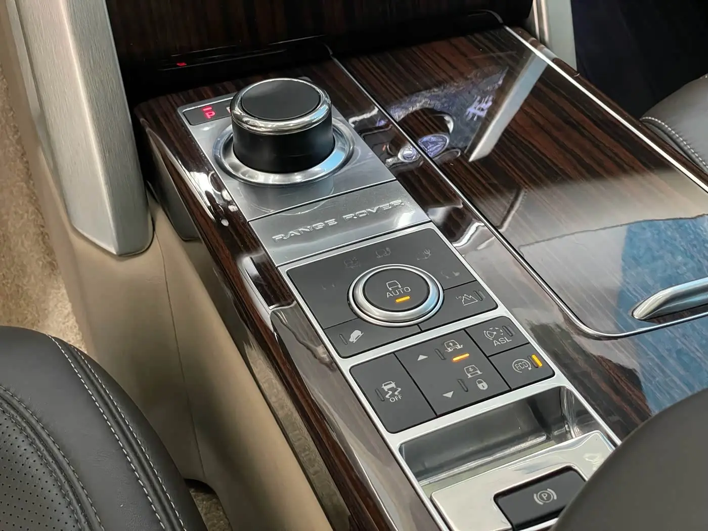 Land Rover Range Rover 2014 — Photo 14/20