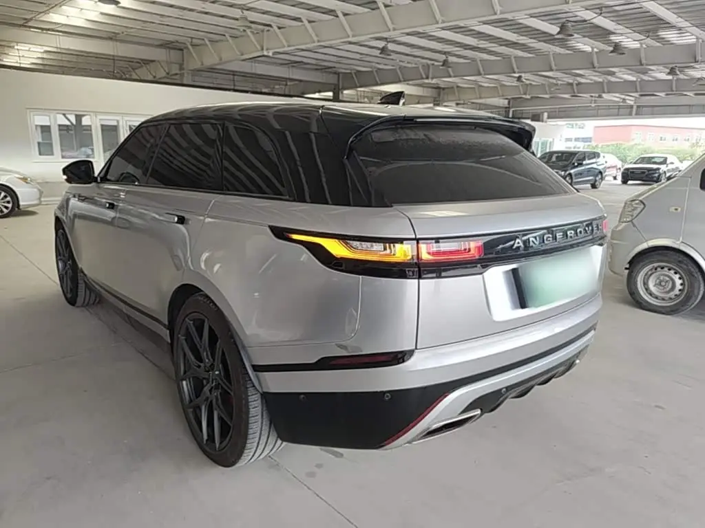Land Rover Range Rover Velar 2021 — Photo 5/20