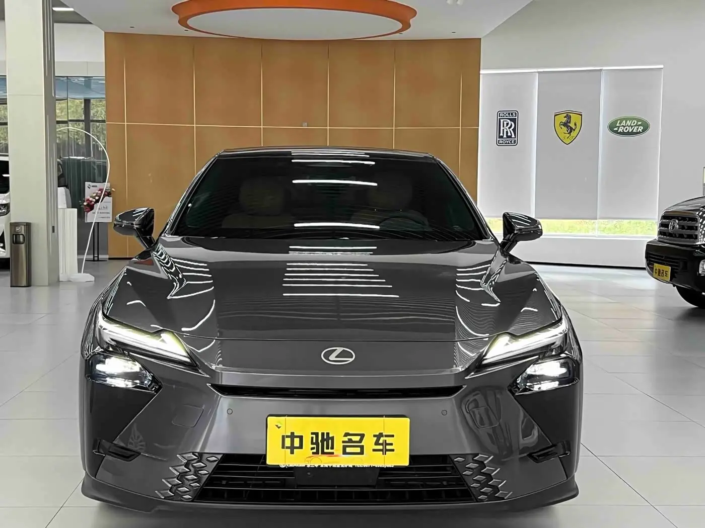 Lexus ES 2026 — Photo 2/12