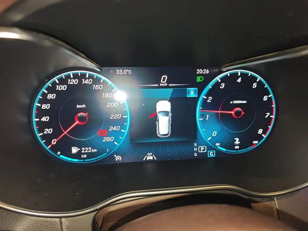 Mercedes-Benz GLC 2020 — Şəkil 7/20