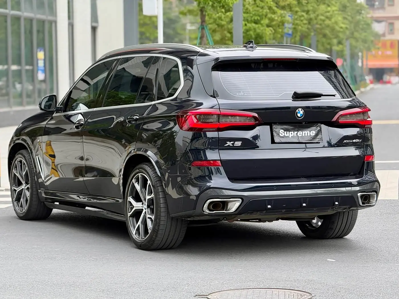 BMW X5 2023 — Photo 10/11