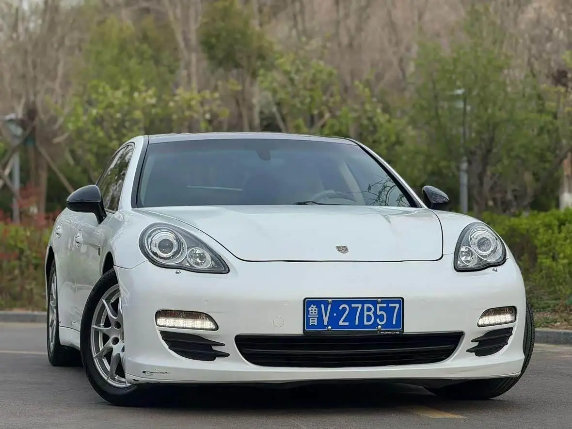 Porsche Panamera 2011 — Photo 3/9