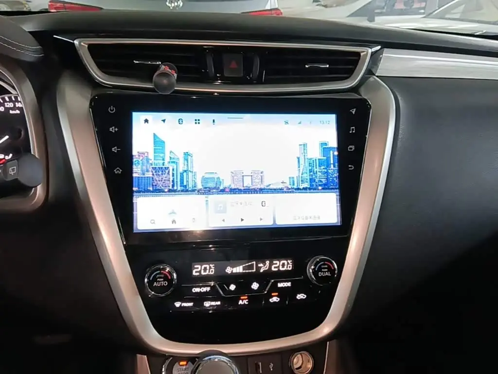 Nissan Murano 2022 — Photo 9/20