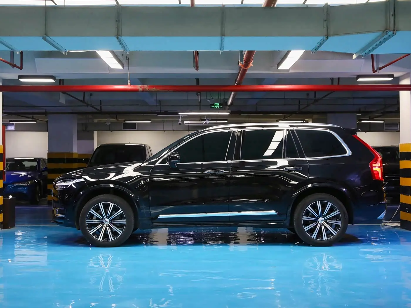 Volvo XC90 2020 — Фото 2/20