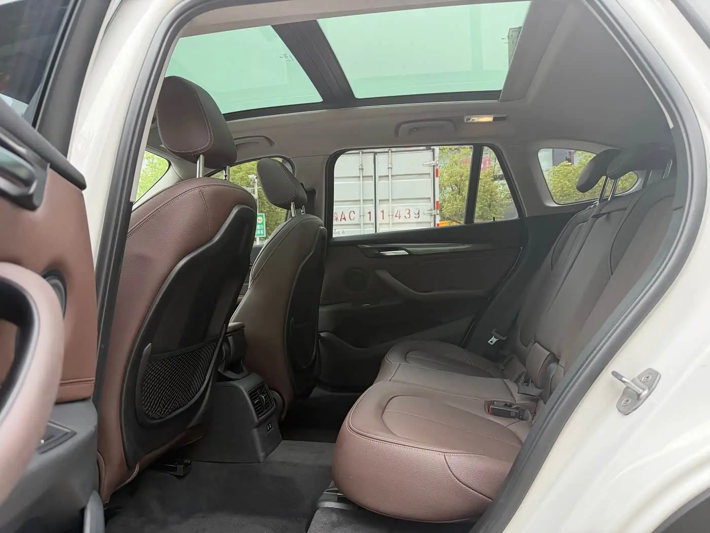 BMW X1 2019 — Photo 6/15