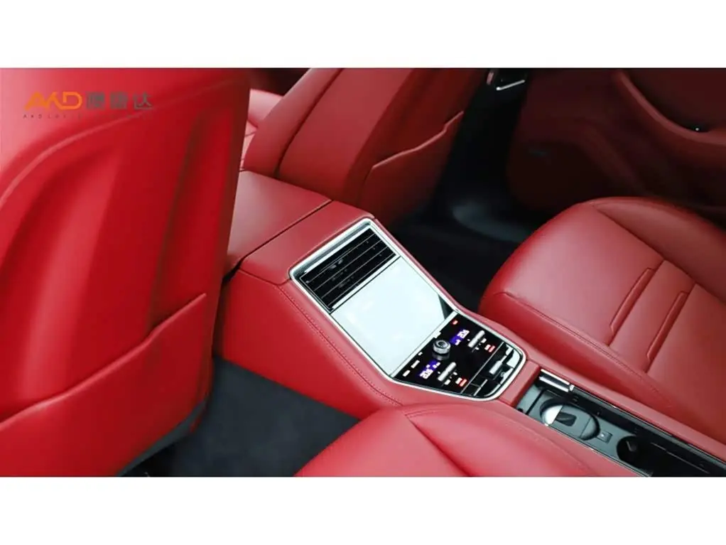 Porsche Panamera New Energy 2023 — Photo 9/10