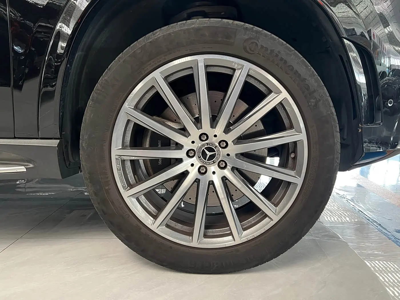 Mercedes-Benz GLS 2022 — Photo 3/18