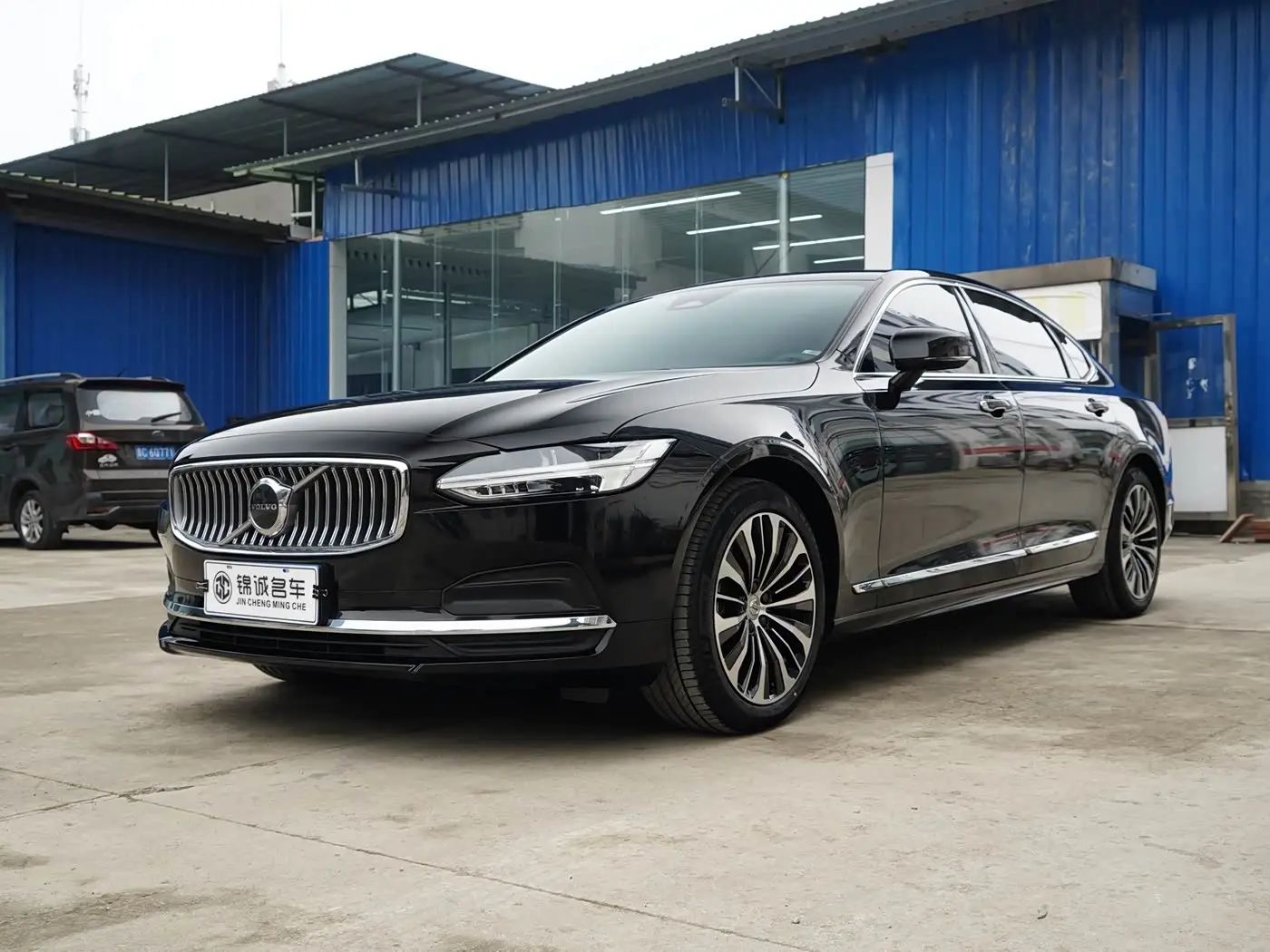 Volvo S90 2024 — ფოტო 1/20