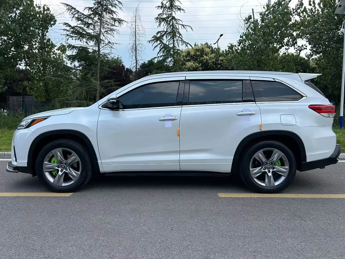Toyota Highlander 2021 — Şəkil 7/9