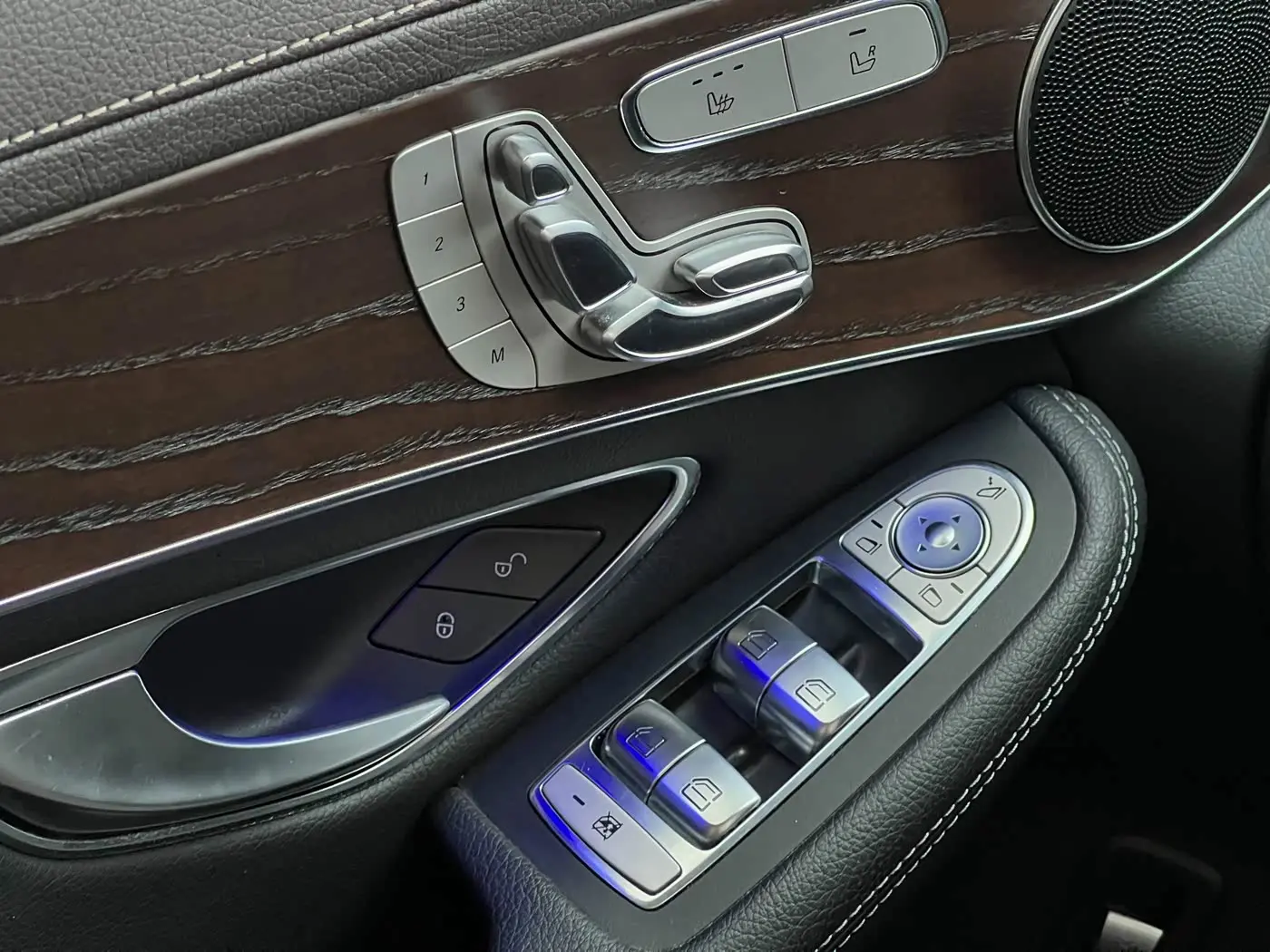 Mercedes-Benz GLC 2021 — Фото 14/17