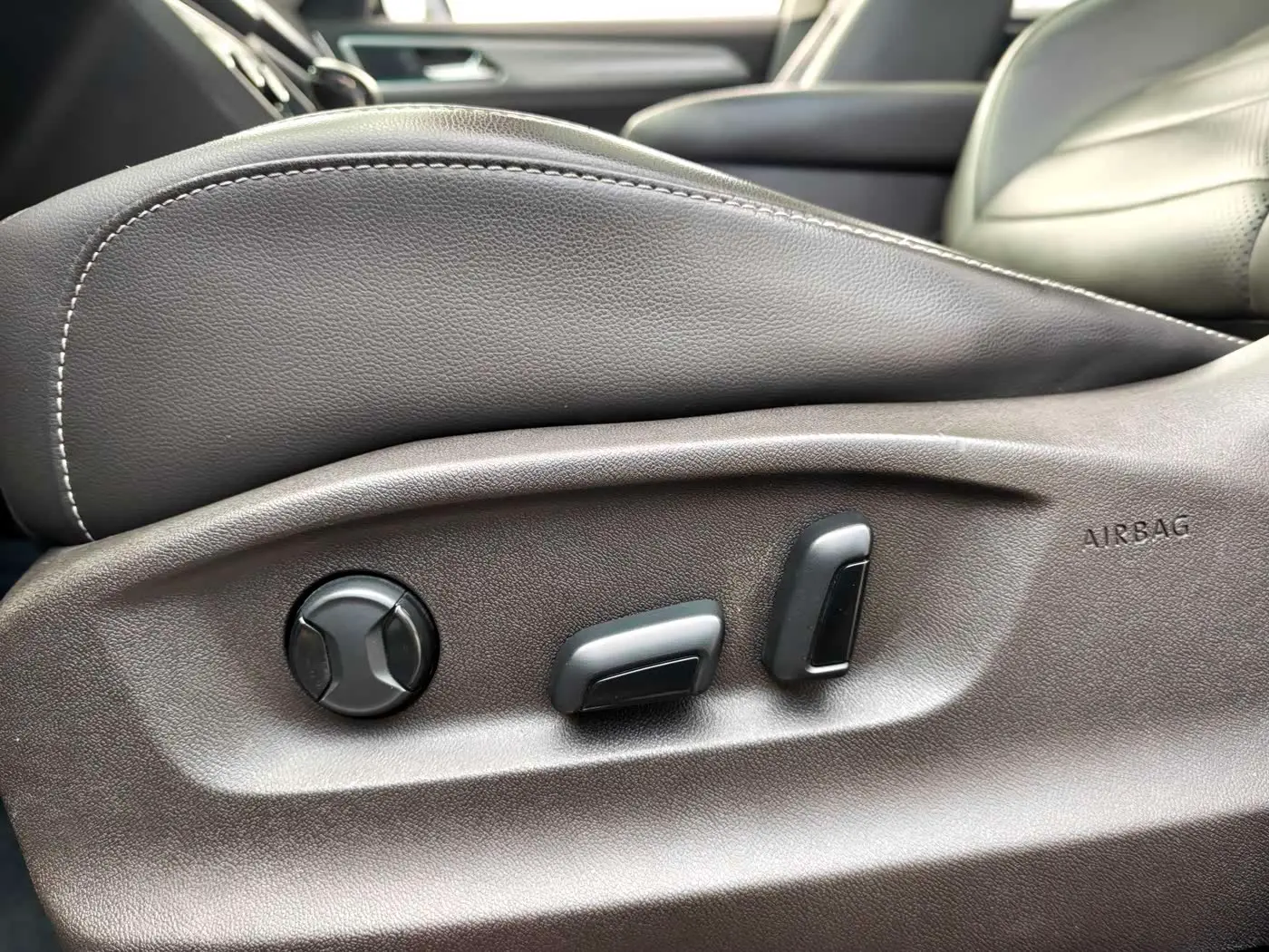Volkswagen Teramont 2018 — Şəkil 13/20