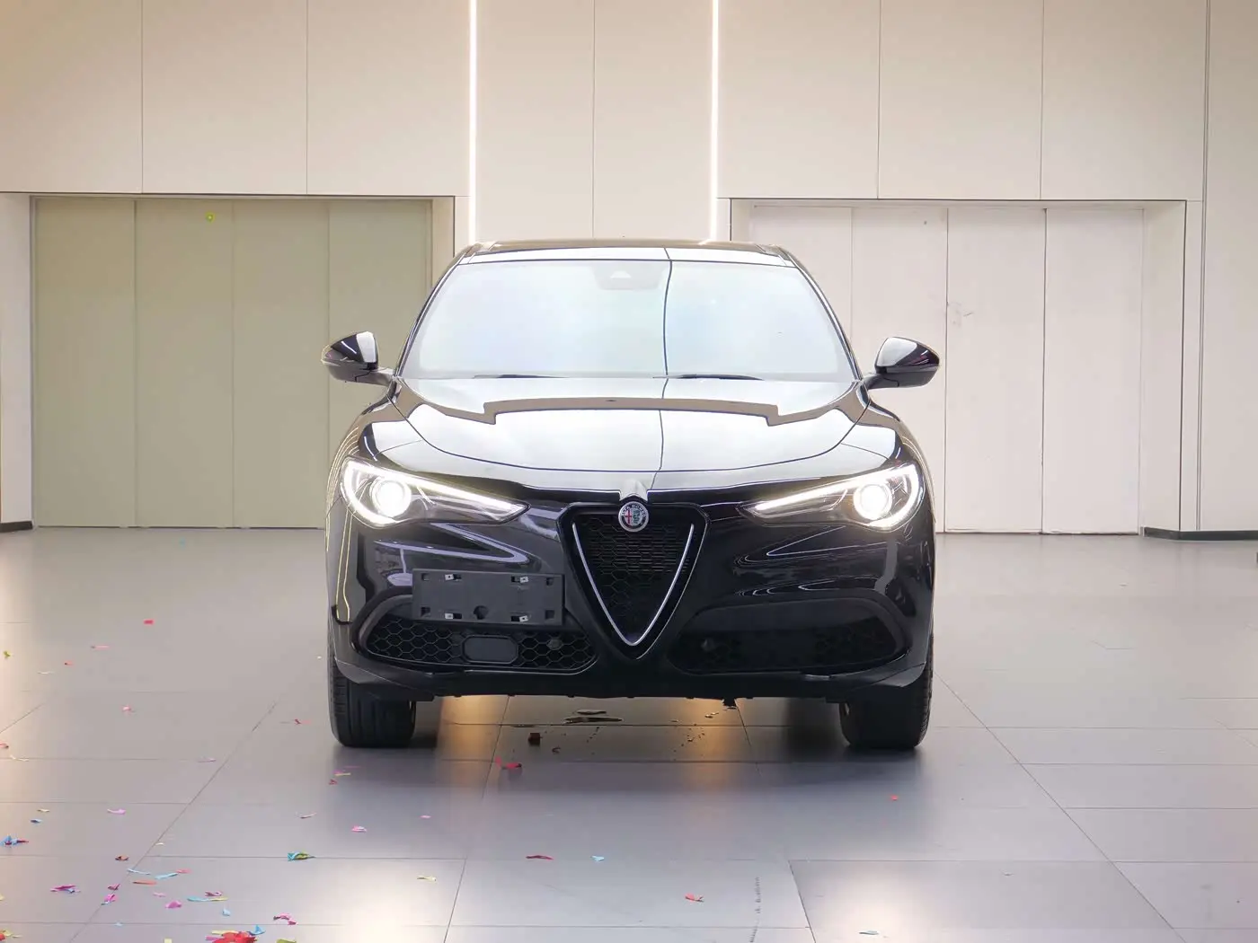 Alfa Romeo Stelvio 2023 — Photo 4/19