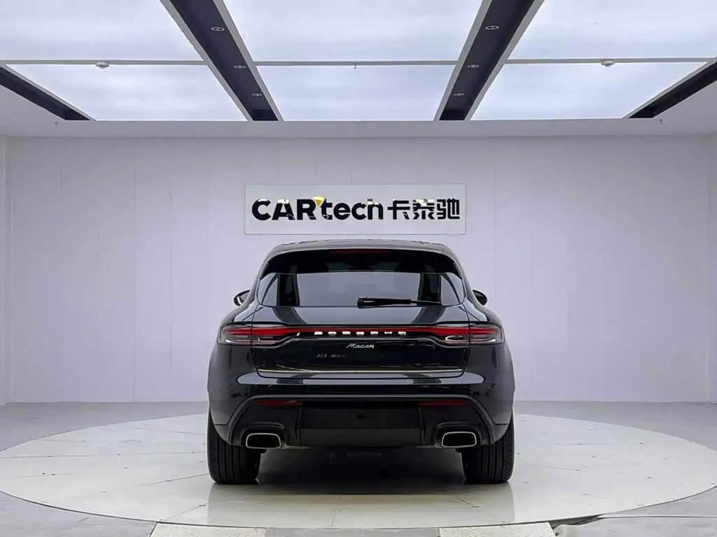 Porsche Macan 2025 — Фото 4/20