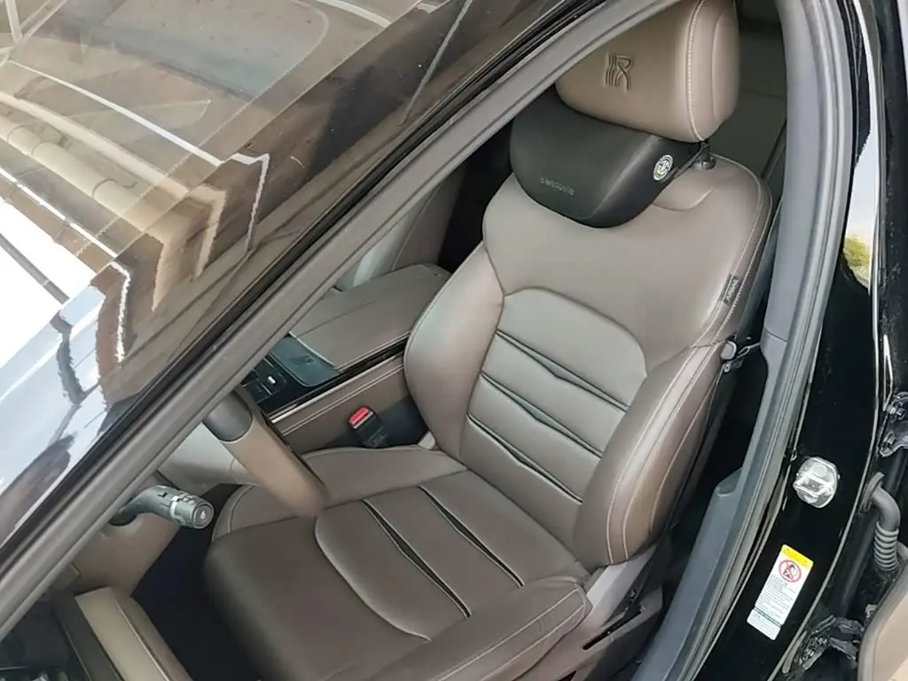 BYD Han 2023 — Şəkil 15/20