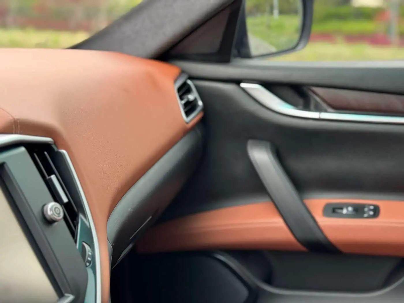 Maserati Ghibli 2014 — Photo 14/19