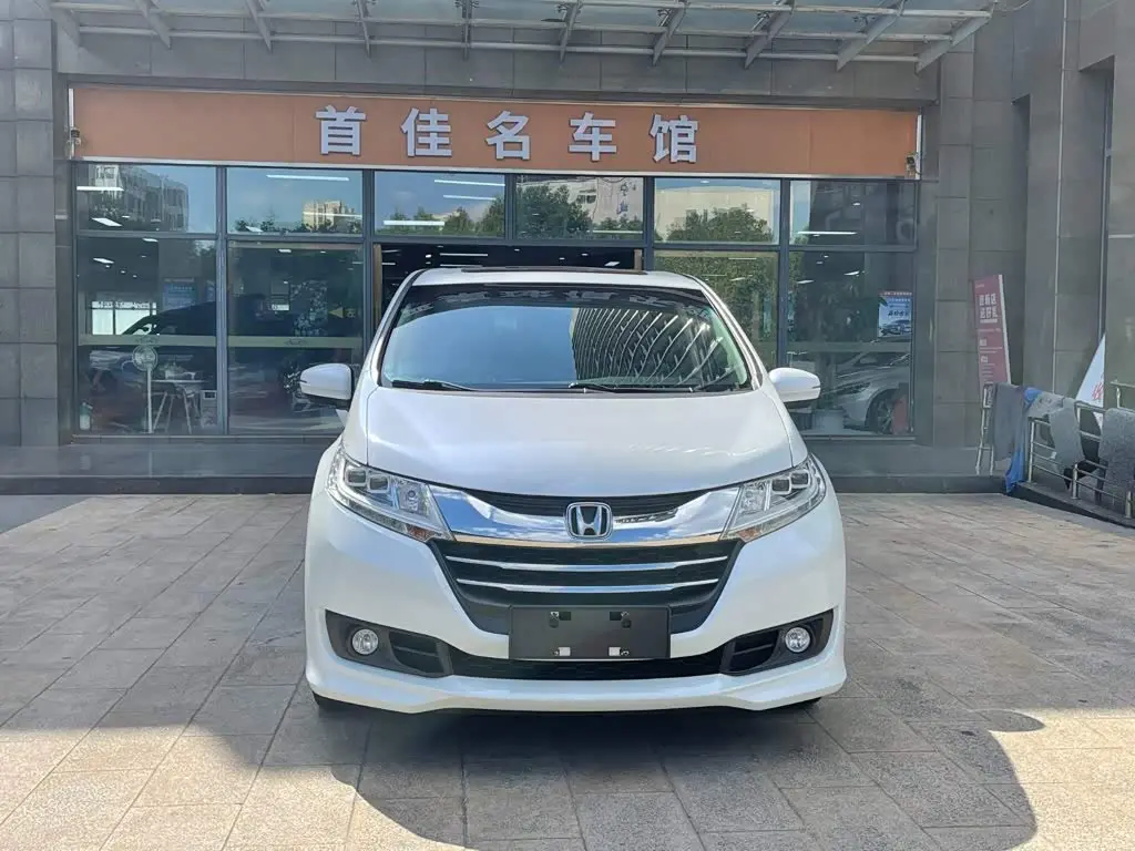 Honda Odyssey 2018 — Şəkil 2/20