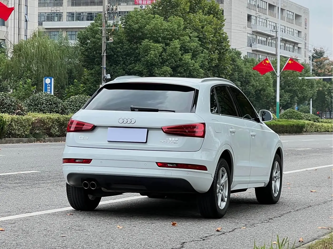 Audi Q3 2018 — Фото 3/19