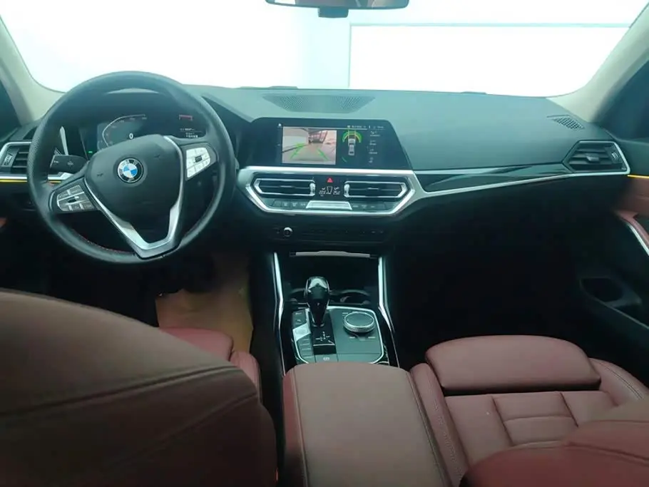 BMW 3 Series 2021 — Şəkil 12/16