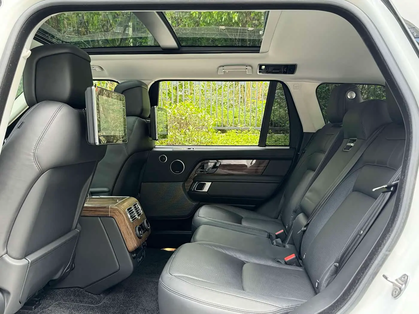 Land Rover Range Rover 2019 — Фото 9/20