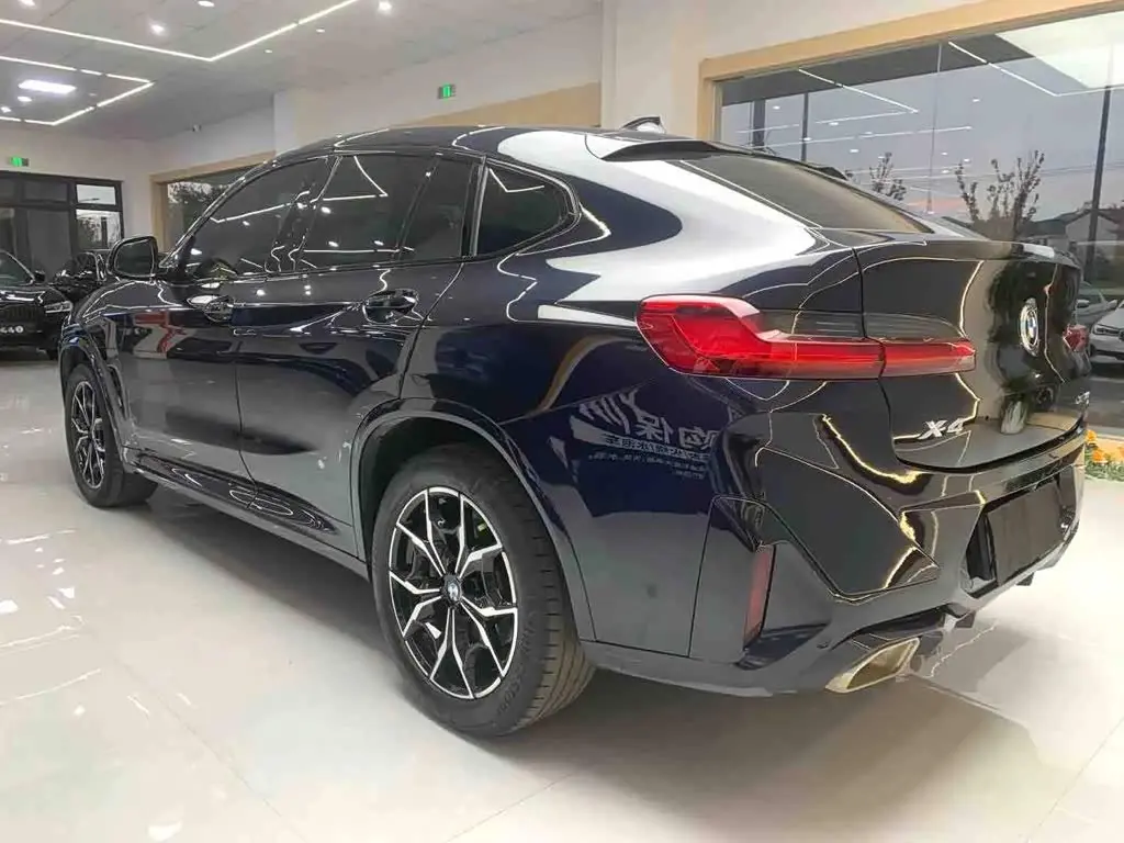 BMW X4 2024 — Photo 3/9