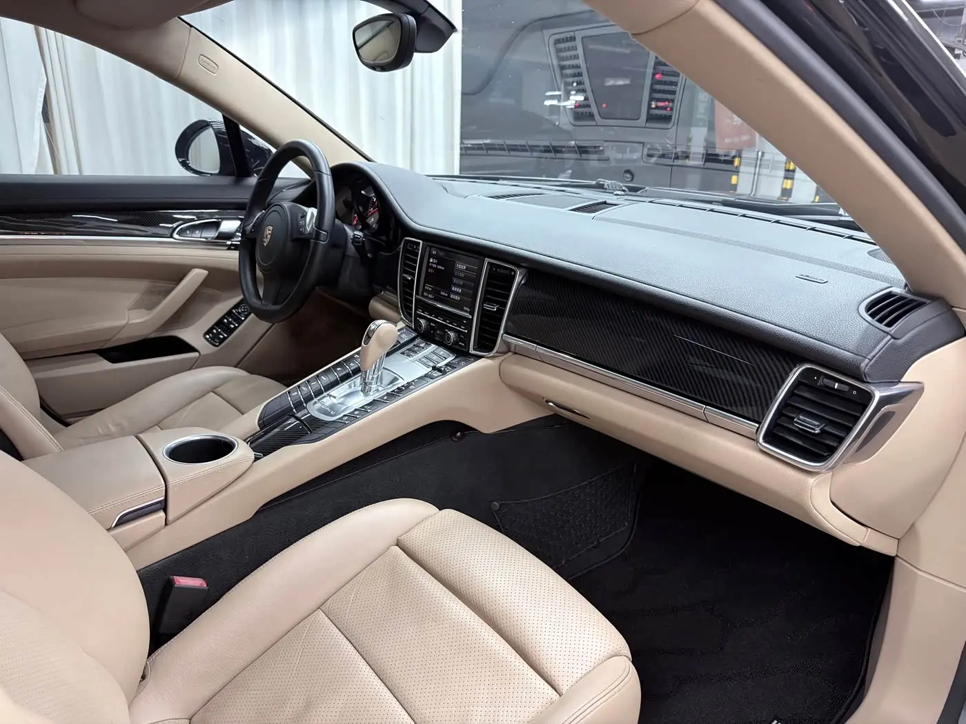 Porsche Panamera 2013 — Photo 13/20