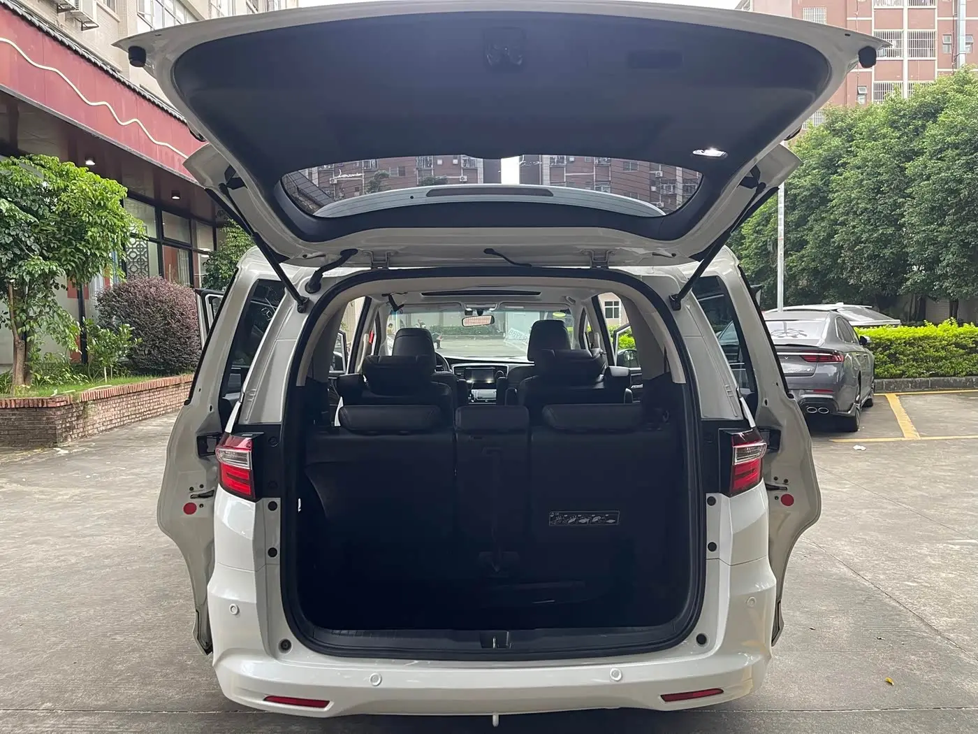 Honda Odyssey 2019 — Photo 16/18