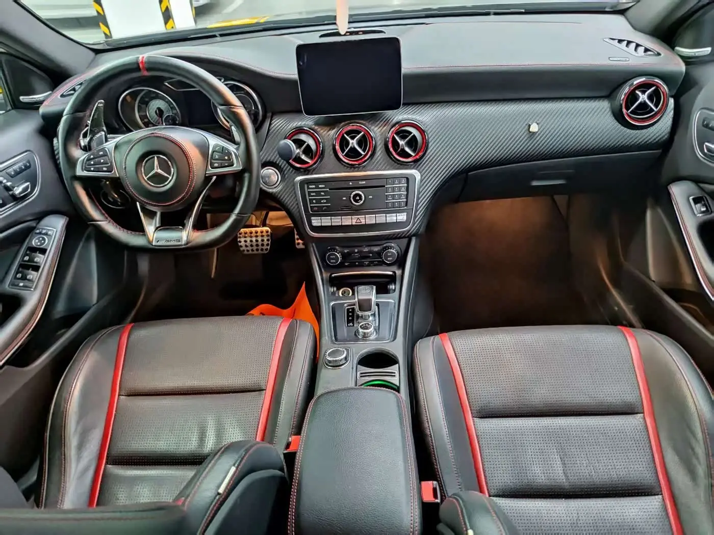 Mercedes-Benz A-Class AMG 2018 — Фото 9/17