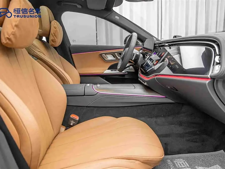 Mercedes-Benz E-Class 2026 — Фото 15/20