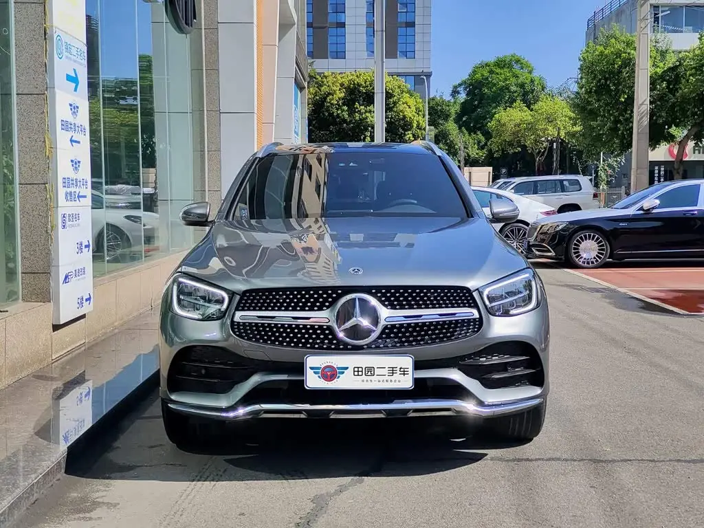Mercedes-Benz GLC 2021 — Photo 2/11